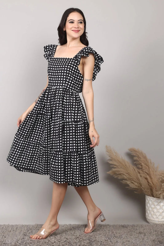 Insaneful- Midnight Grid -The Timeless Gingham Midi